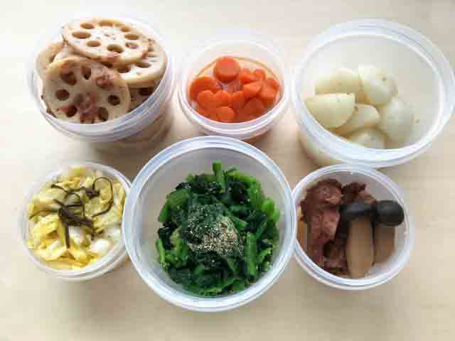 Small Packings of left foods