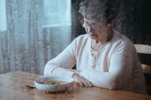 loss of appetite in an elderly woman